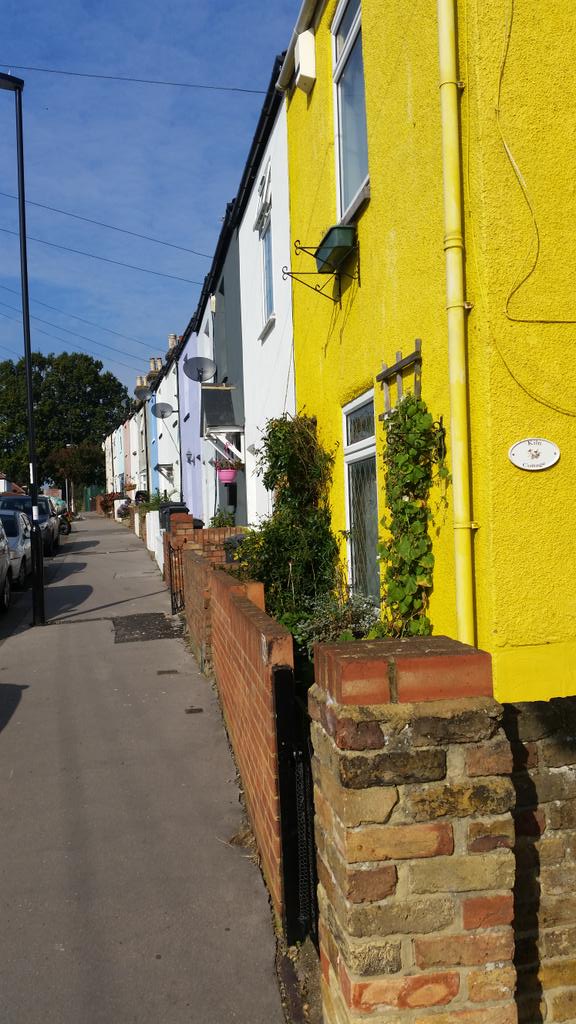 Love Lane Inside Croydon